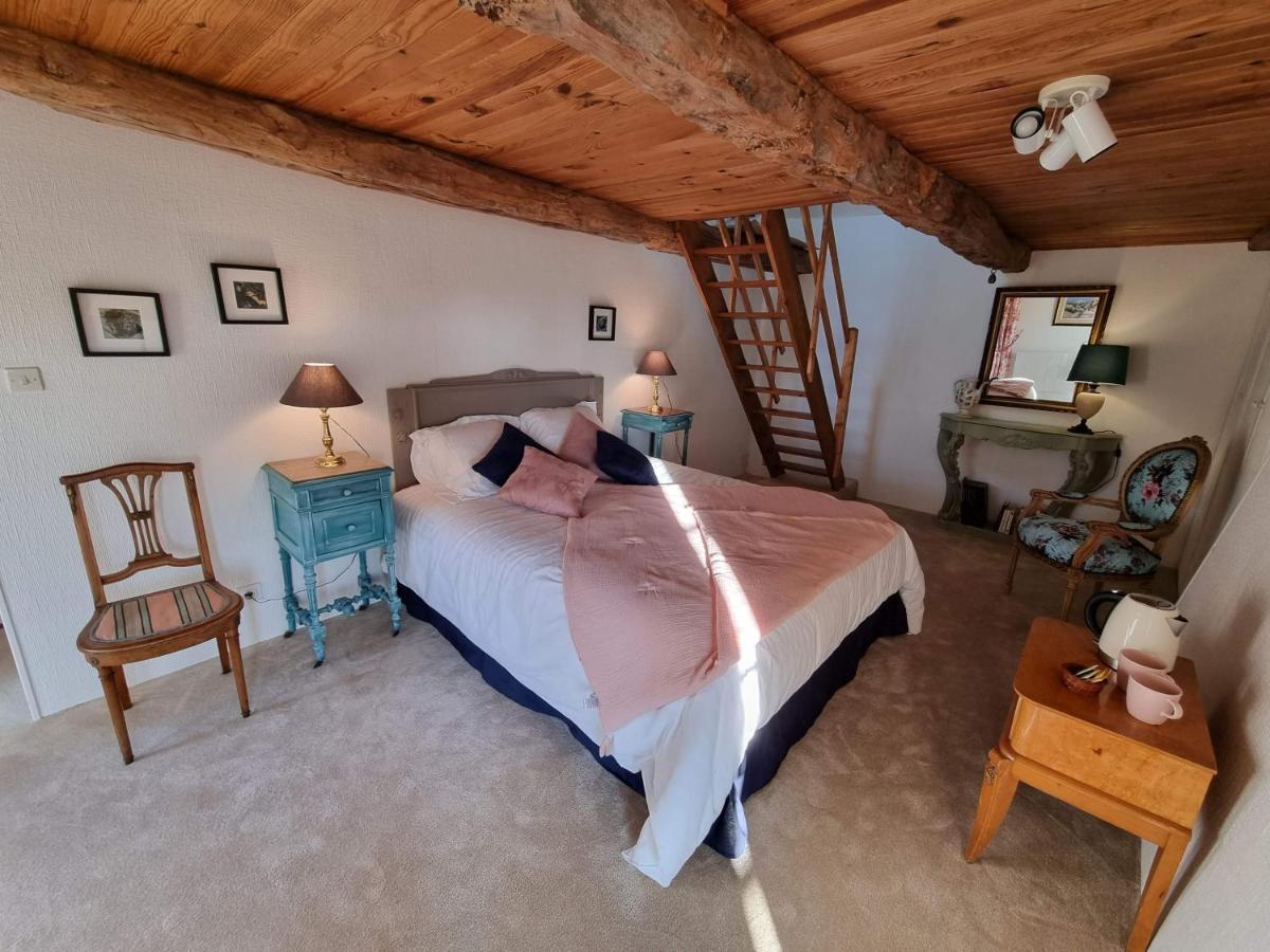 Yvignac-la-TourLes Berges De La Planchette住宿加早餐旅馆 客房 照片