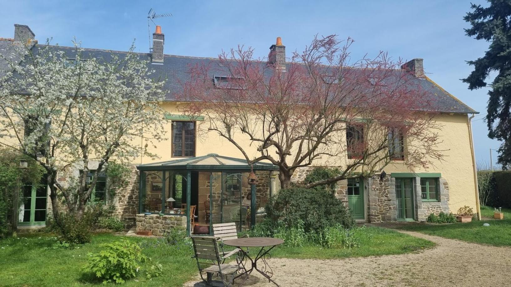Yvignac-la-TourLes Berges De La Planchette住宿加早餐旅馆 外观 照片